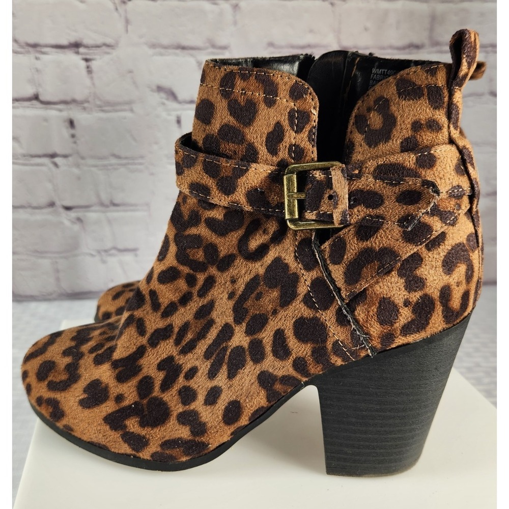 Leopard Print Ankle Boots Time And Tru  Womens sz 7 Round Toe Block Heels